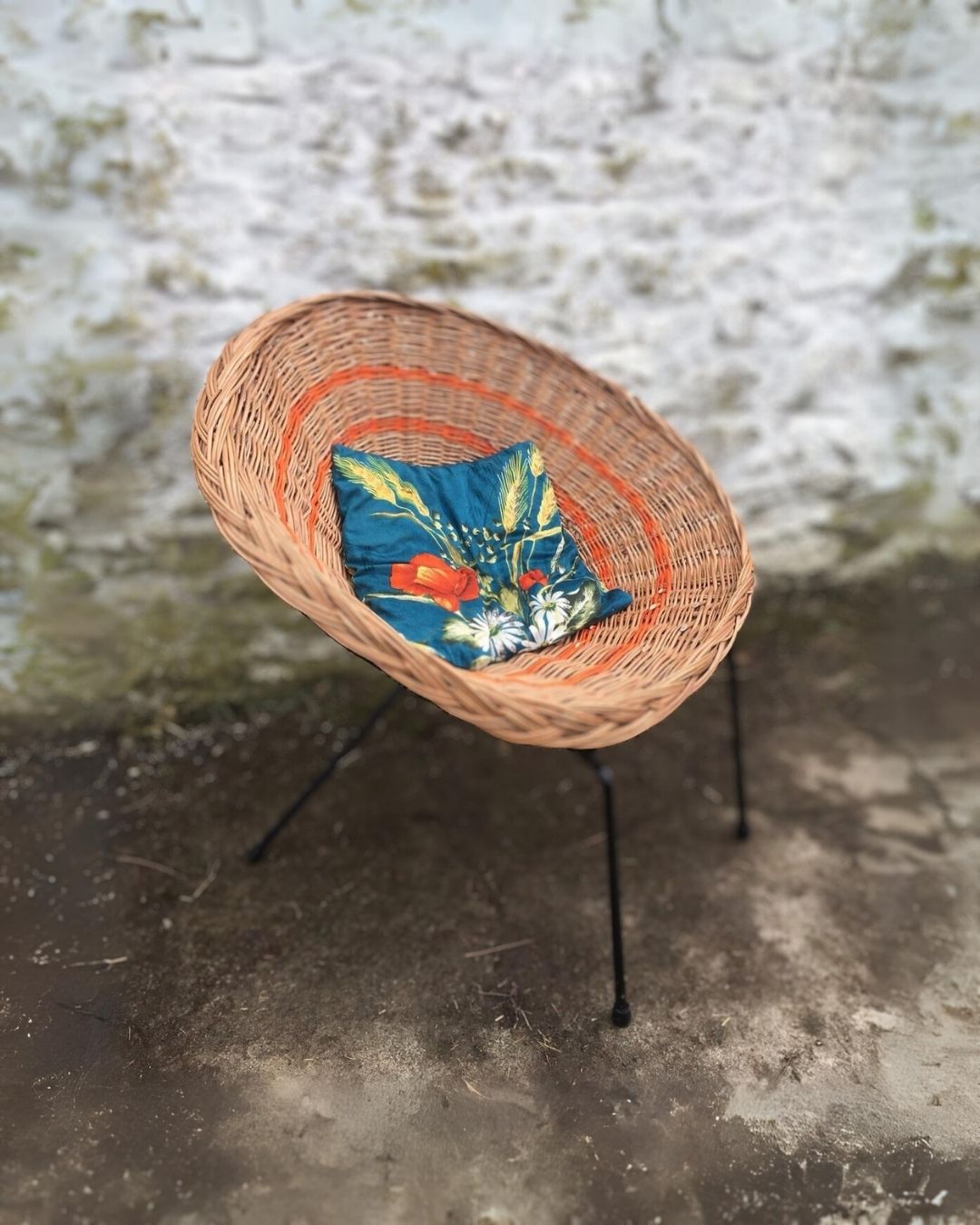 Retro Willow Chair
