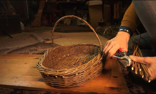 The Basketmakers Bundle: 2 in 1 DIY Willow Weaving Kit
